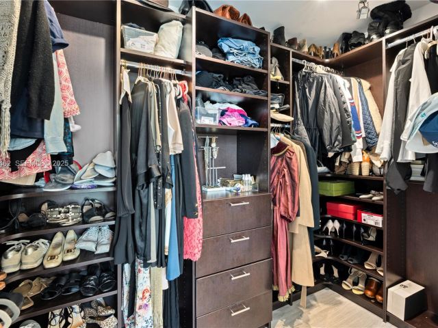 Apartment for sale  Unit #2606 - photo 6855885