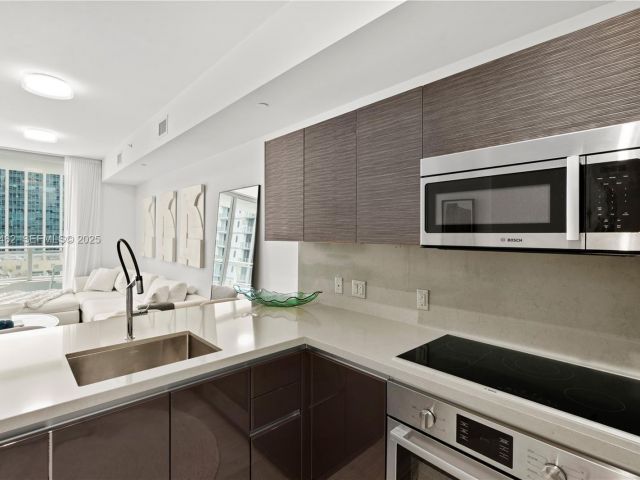 Apartment for sale  Unit #2606 - photo 6855893