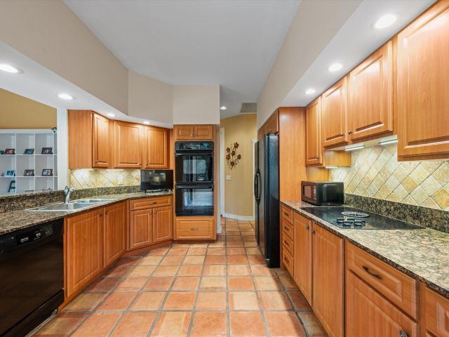 Home for sale at 1535 Fairway Terrace - photo 6626412