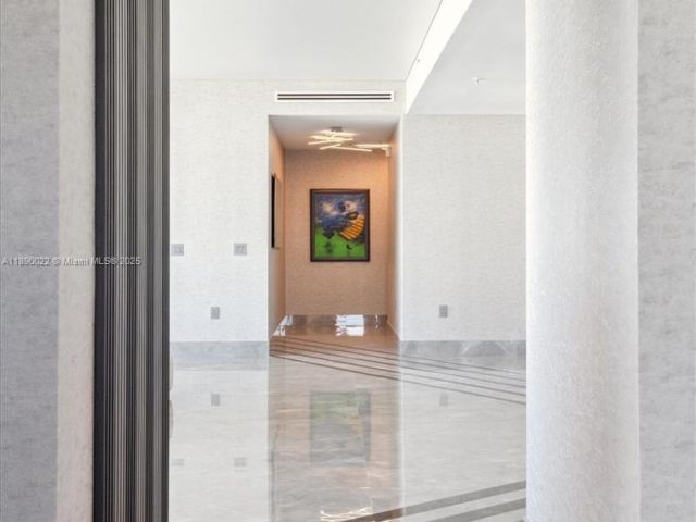 Apartment for rent  Unit #5-UPH04 - photo 6623824