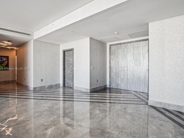 Apartment for rent  Unit #5-UPH04 - photo 6623833