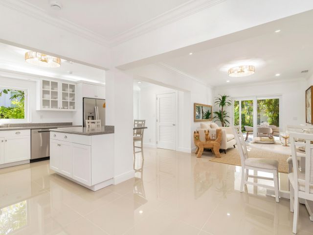 Home for sale at 6911 S Flagler Drive - photo 6626856