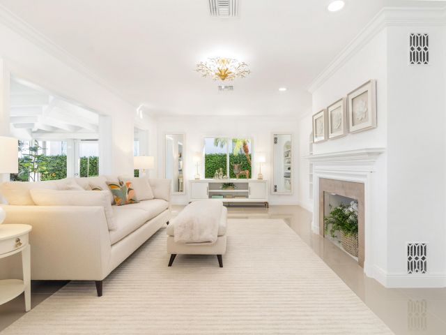 Home for sale at 6911 S Flagler Drive - photo 6626858