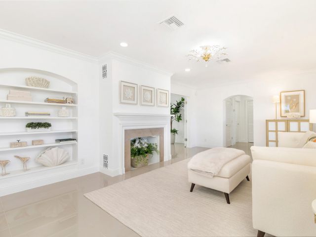 Home for sale at 6911 S Flagler Drive - photo 6626861