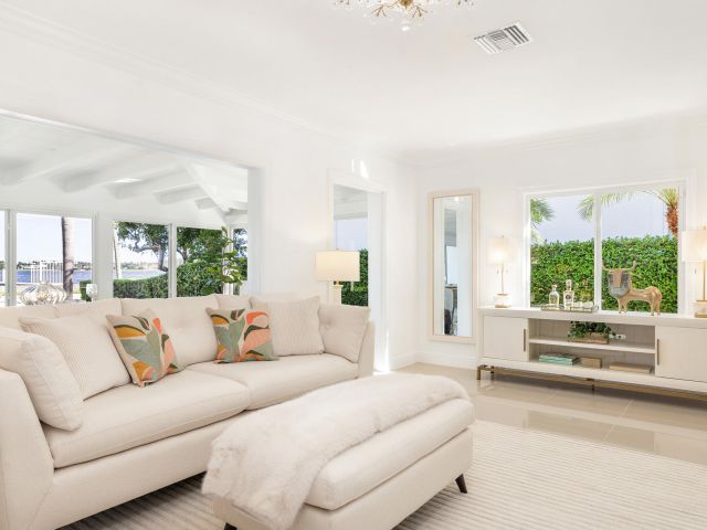 Home for sale at 6911 S Flagler Drive - photo 6626863