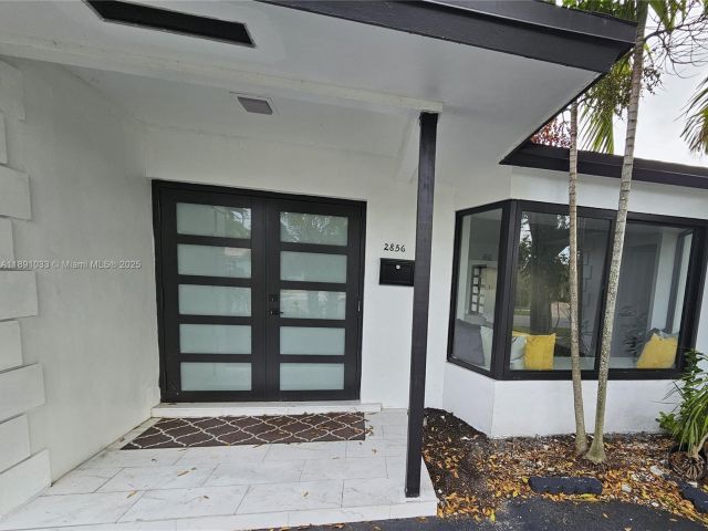 Home for rent at 2856 NW 10th Ave O - photo 7451620