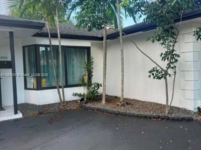 Home for rent at 2856 NW 10th Ave O - photo 7451622