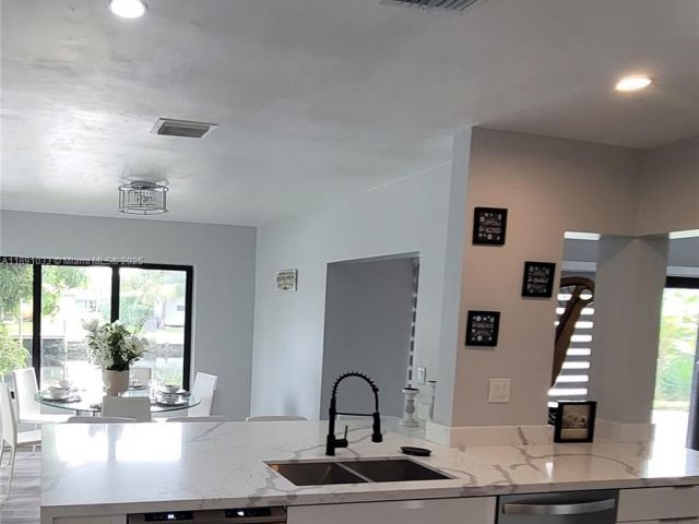 Home for rent at 2856 NW 10th Ave O - photo 7451625