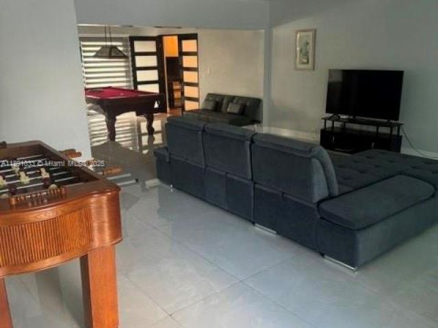 Home for rent at 2856 NW 10th Ave O - photo 7451628