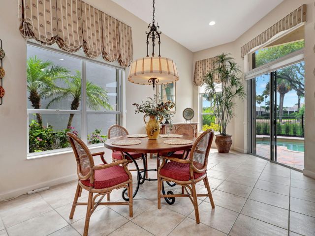 Home for rent at 8671 Falcon Green Drive - photo 6628425