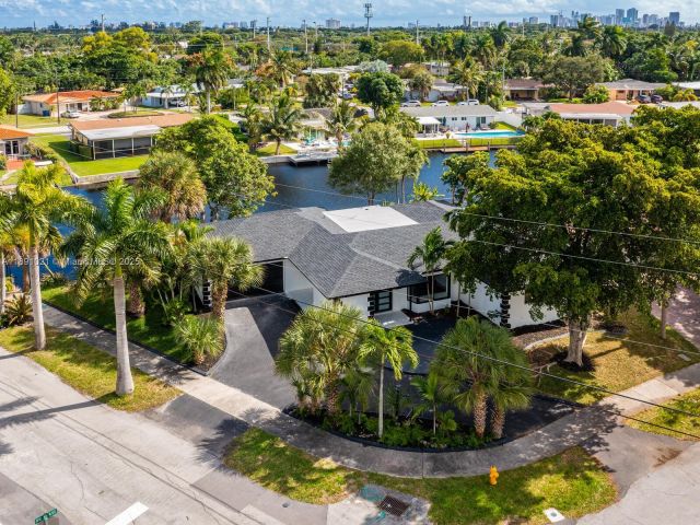 Home for sale at 2856 NW 10th Ave - photo 7414229