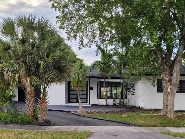 Home for sale at 2856 NW 10th Ave - photo 7414231