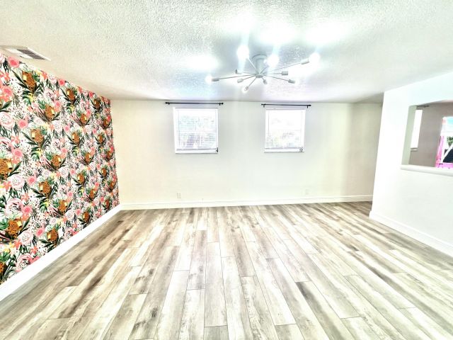 Home for sale at 917 Market Street - photo 6626448