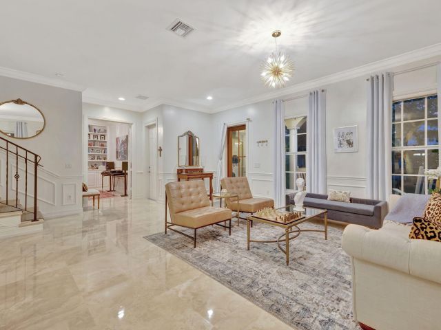 Home for rent at 1115 SE 5th Court - photo 6642796