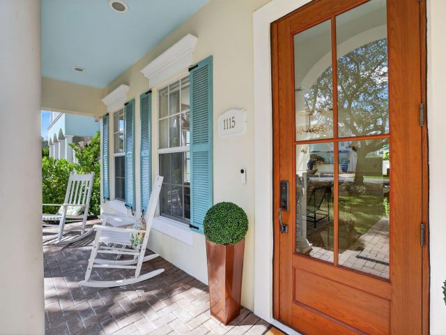 Home for rent at 1115 SE 5th Court - photo 6642798