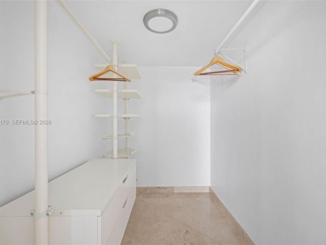 Apartment for rent  Unit #1407 - photo 6646063