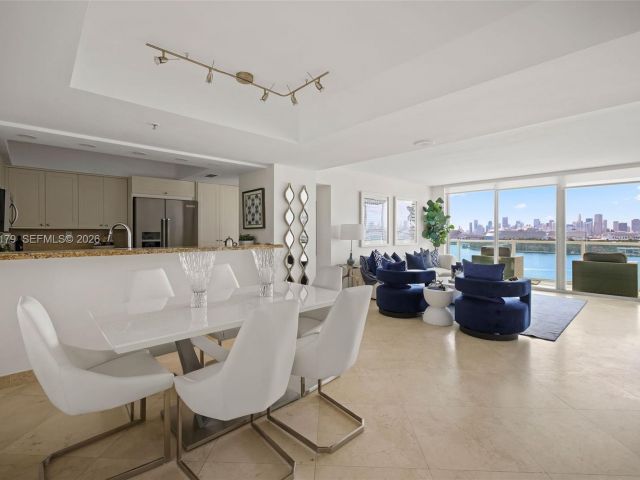 Apartment for rent  Unit #1407 - photo 6646068