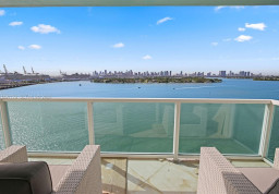 Apartment #1407 at Floridian