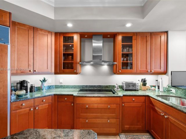 Apartment for sale  Unit #1804 - photo 6624839