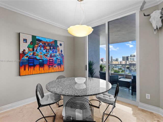 Apartment for sale  Unit #1804 - photo 6624841