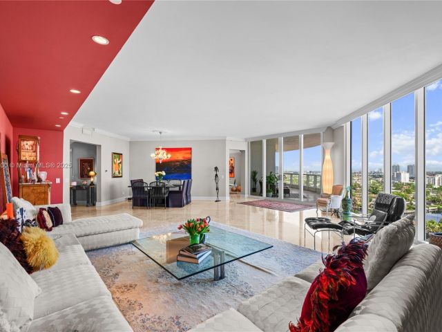 Apartment for sale  Unit #1804 - photo 6624849