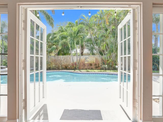 Home for sale at 1440 SE 4th Court - photo 6625612