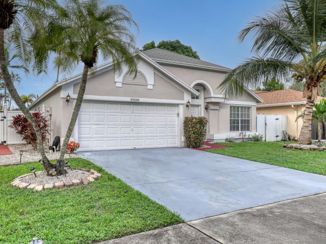 Home for sale at 5135 Foxhall Place - photo 6626479