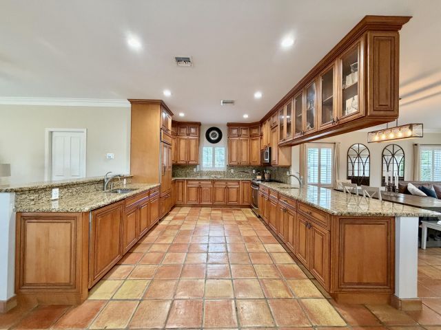 Home for rent at 6401 Travis Road - photo 6634504