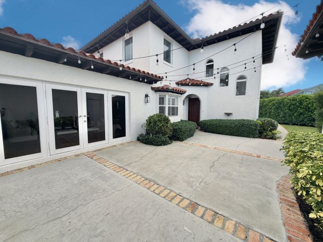 Home for rent at 6401 Travis Road - photo 6634515