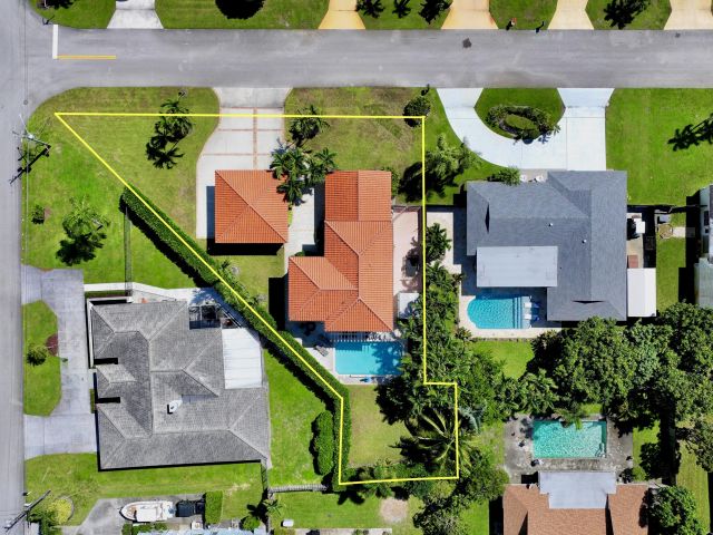 Home for rent at 6401 Travis Road - photo 6634517