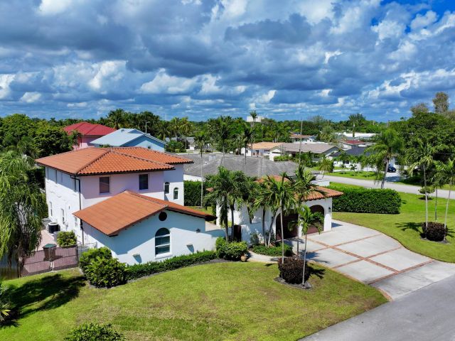 Home for rent at 6401 Travis Road - photo 6634518