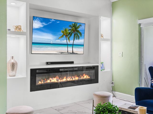 Home for rent at 380 SW 122nd Avenue - photo 6645488