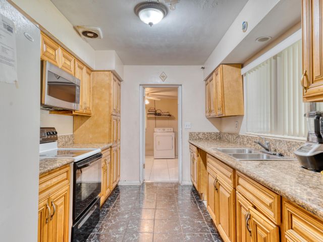 Home for sale at 3851 SW 10th Court - photo 6642864