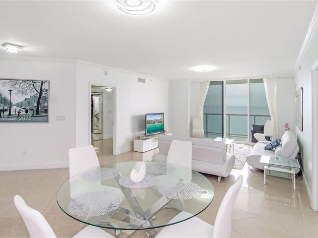 Apartment for sale  Unit #2602 - photo 6635400