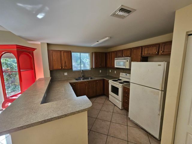 Home for sale at 5985 SW 99th Terrace - photo 6643273