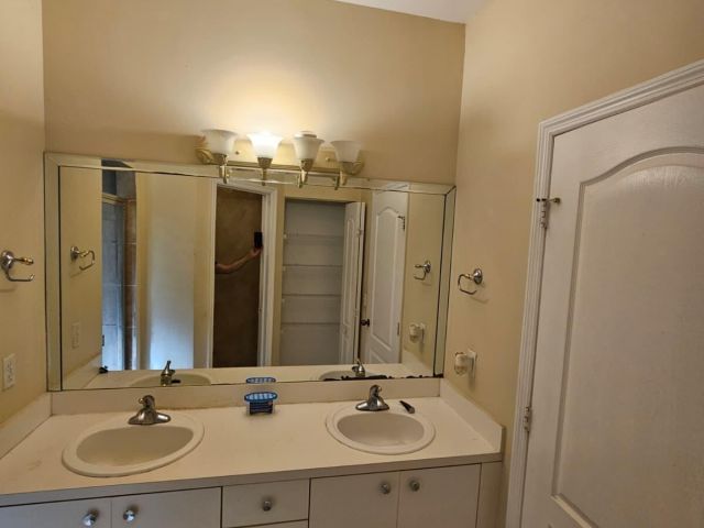 Home for sale at 5985 SW 99th Terrace - photo 6643281