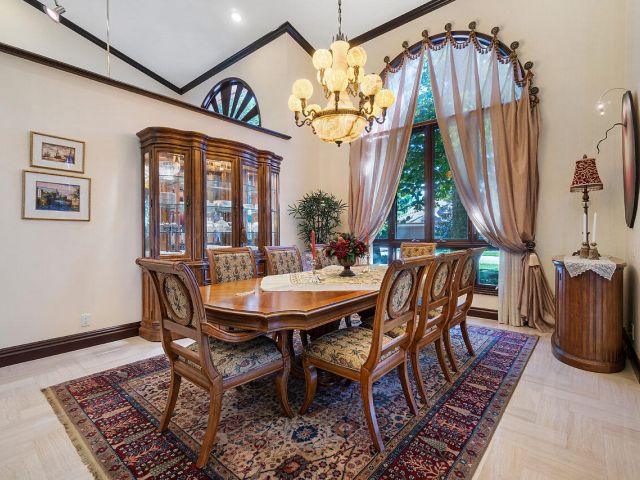 Home for rent at 4407 Woodfield Boulevard - photo 6644347