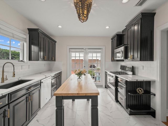 Home for rent at 221 Greymon Drive - photo 6628455