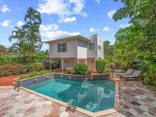 Home for rent at 221 Greymon Drive - photo 6628470