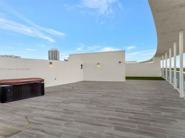 Apartment for sale  Unit #PH711 - photo 6628056