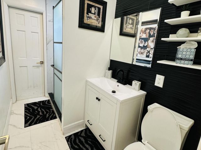 Home for sale at 1865 W Chatham Road - photo 6628488