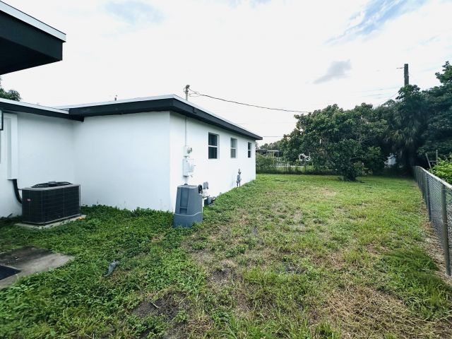 Home for sale at 1865 W Chatham Road - photo 6628498