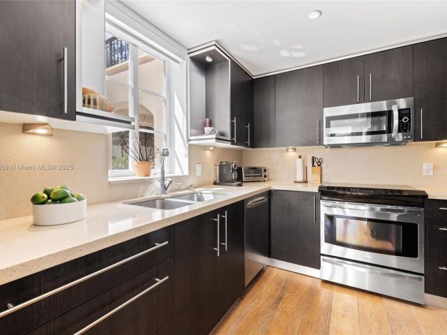 Apartment for rent  Unit #19216 - photo 6665818