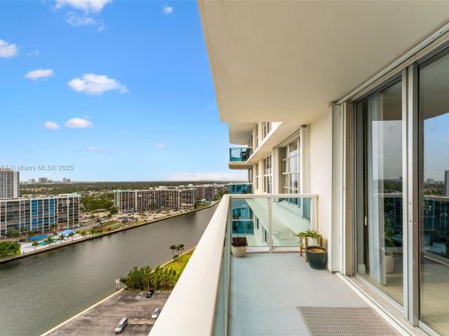 Apartment for sale  Unit #1722 - photo 7446965