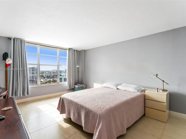 Apartment for sale  Unit #1722 - photo 7446967