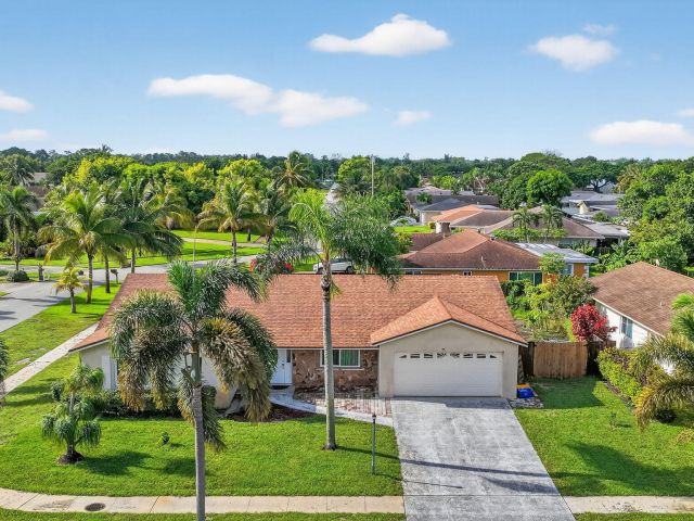 Home for sale at 1413 Westchester Drive N - photo 6628452