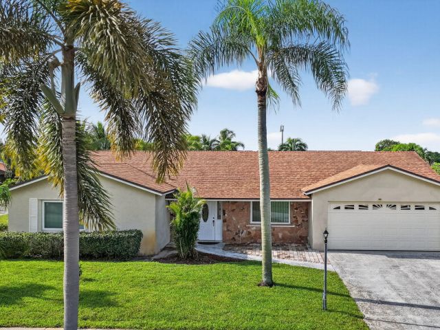 Home for sale at 1413 Westchester Drive N - photo 6628453