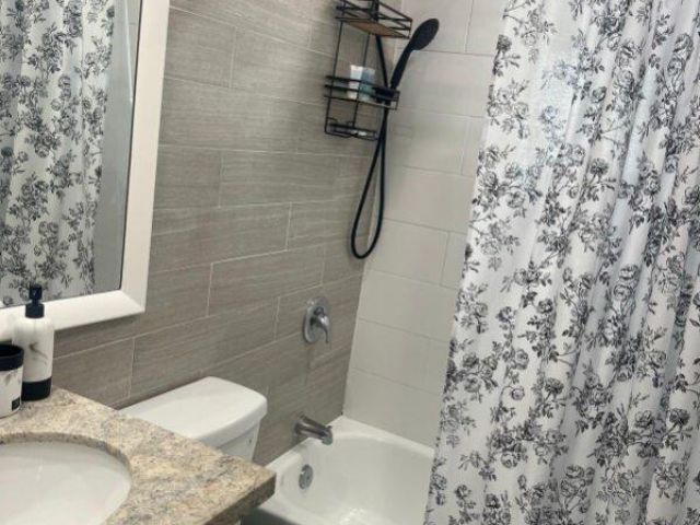 Home for rent at 161 NE 15th Terrace - photo 6785599