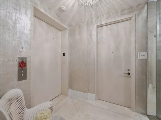 3-bedroom condo for sale in Bal Harbour - 9705 Collins Ave 1402N - MondialRealty