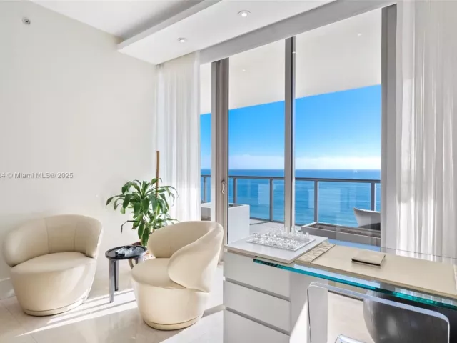 3-bedroom condo for sale in Bal Harbour - 9705 Collins Ave 1402N - MondialRealty